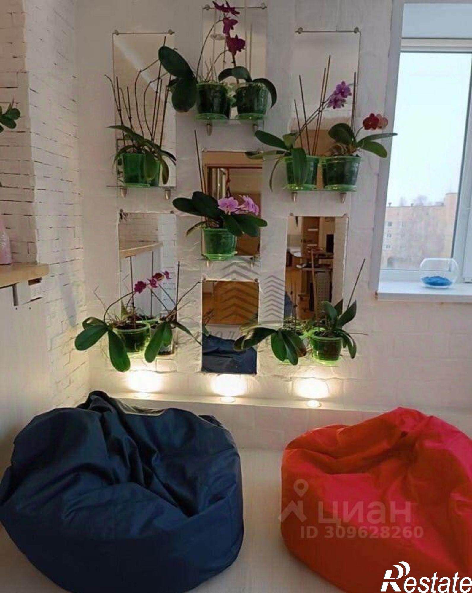 Купить квартиру за 10 100 000 рублей на Космос мкр,дом 3