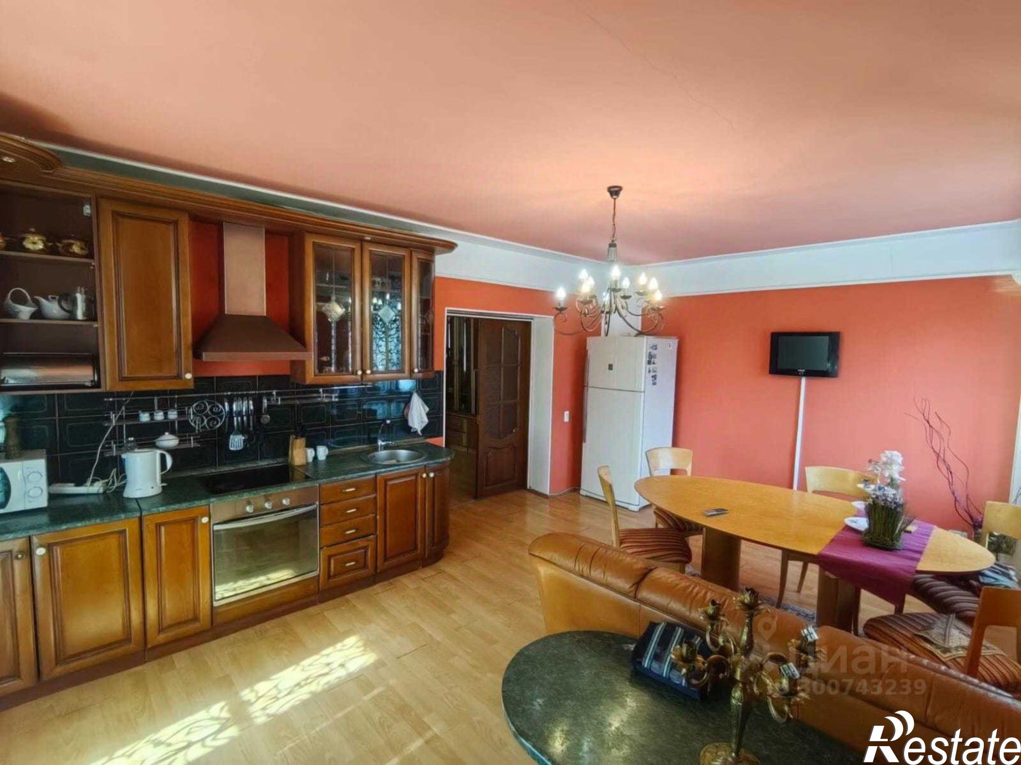 Купить квартиру за 10 450 000 рублей