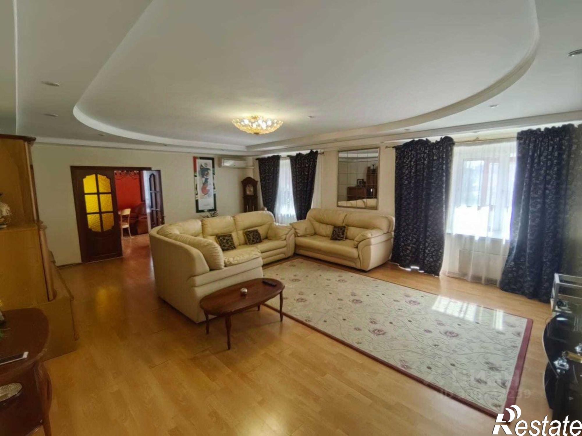 Купить квартиру за 10 450 000 рублей