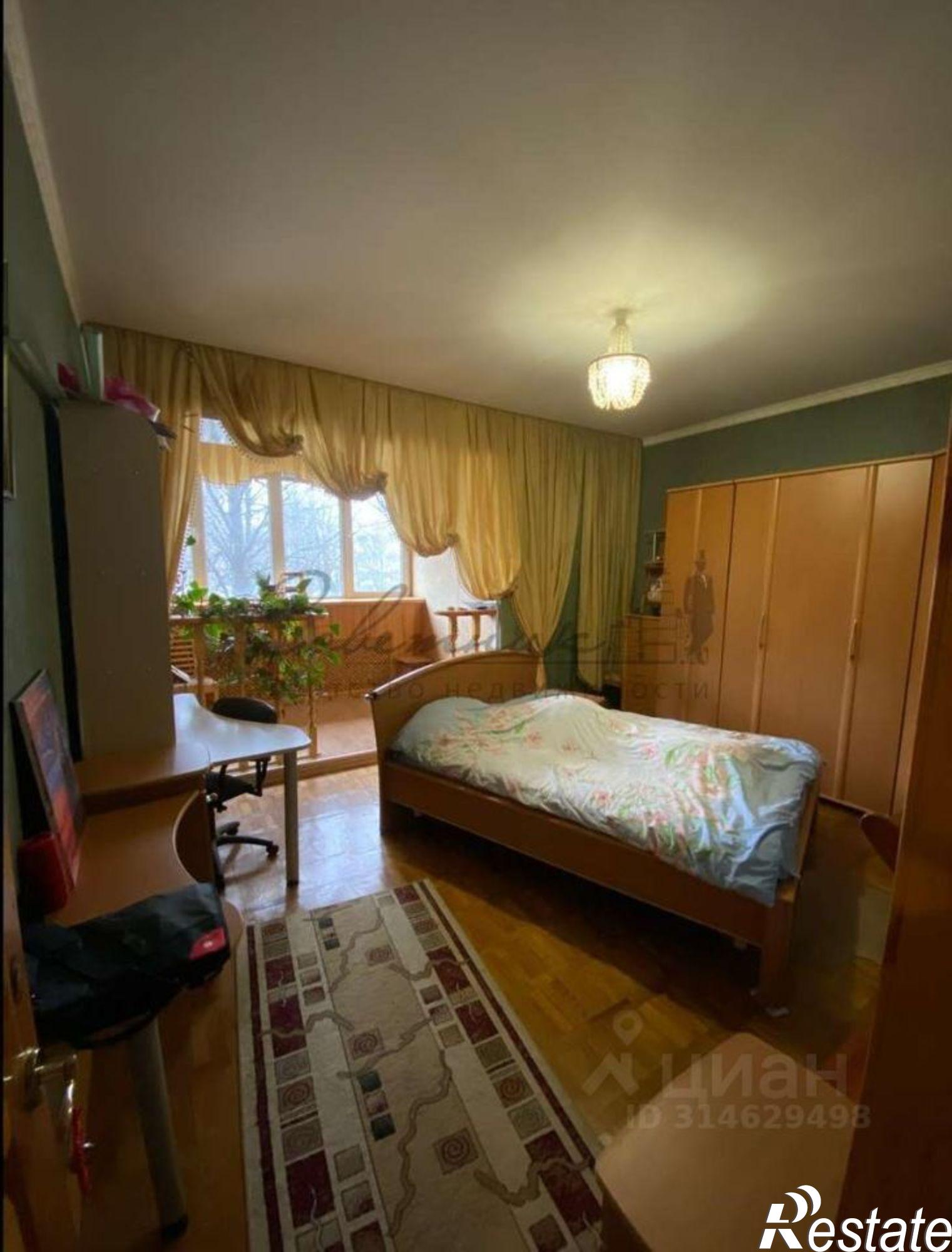 Купить квартиру за 8 000 000 рублей на Жукова мкр,дом 10