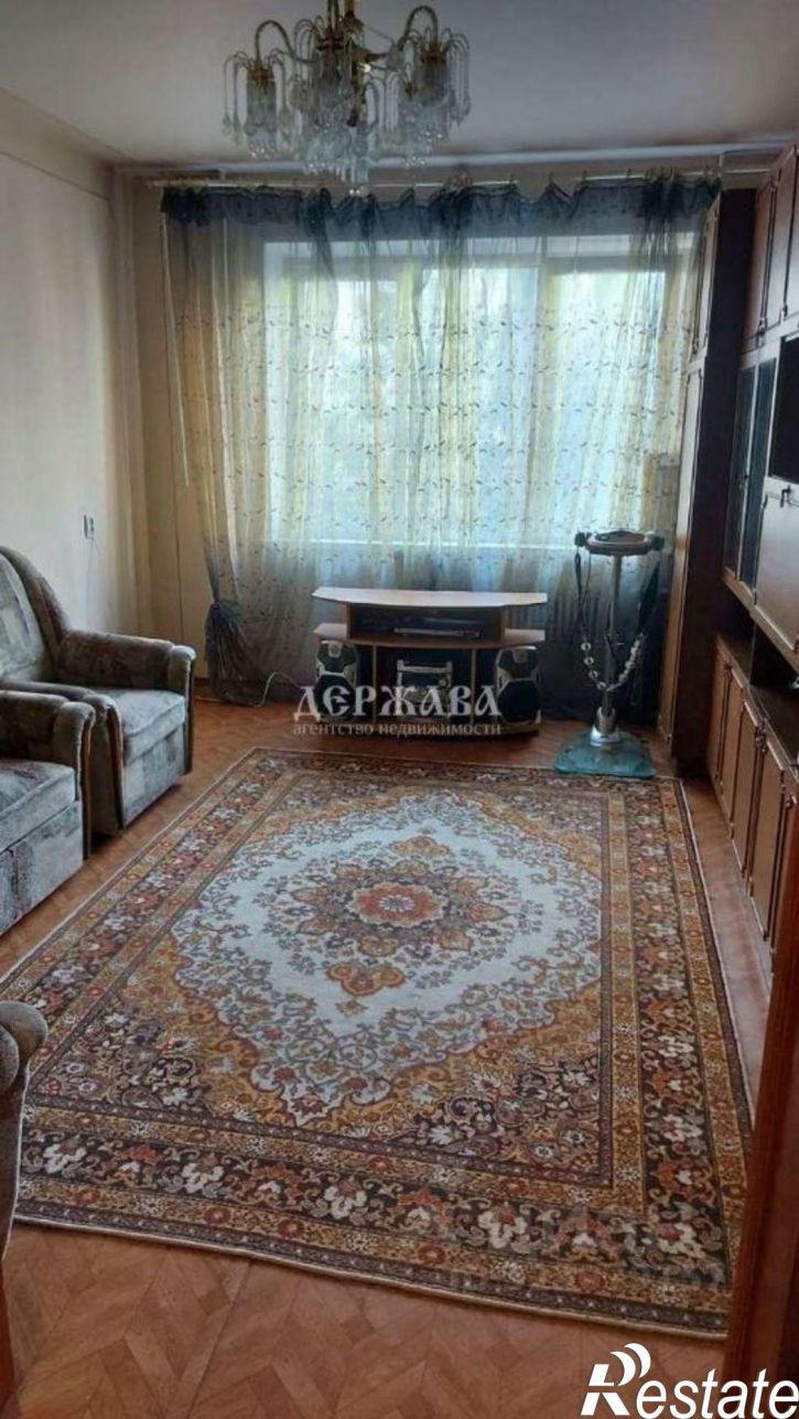 3-комн квартира Солнечный мкр,дом 6