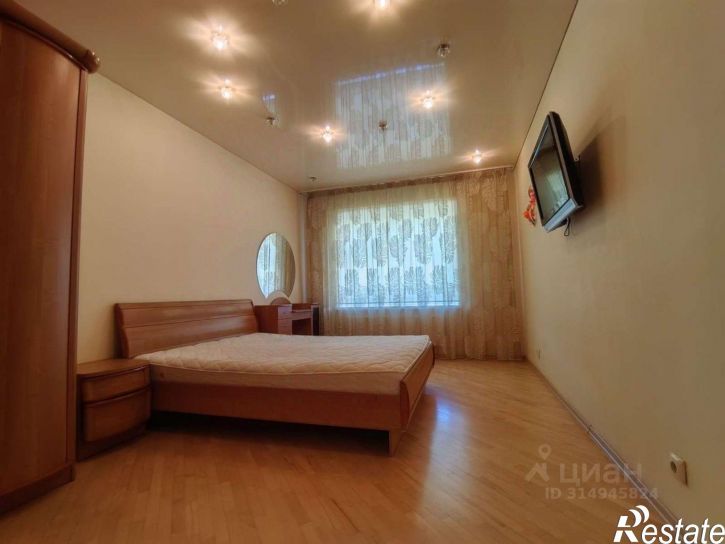 3-комн квартира Степной мкр,дом 15