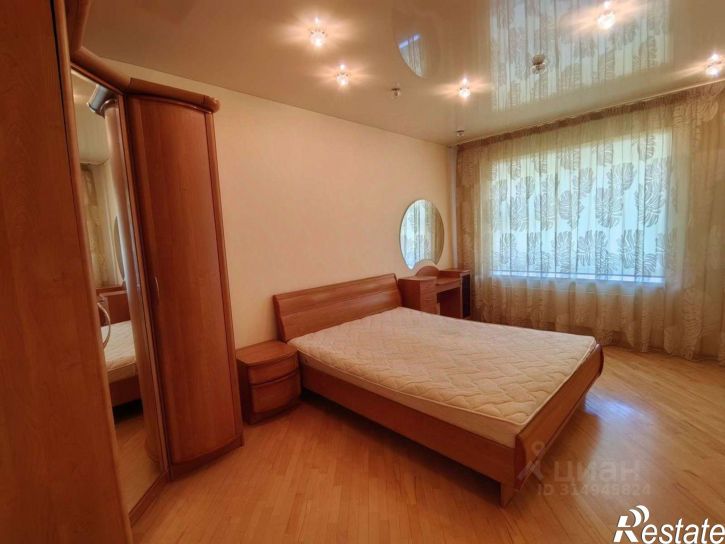 3-комн квартира Степной мкр,дом 15