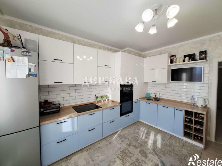 3-комн квартира Степной мкр,дом 31