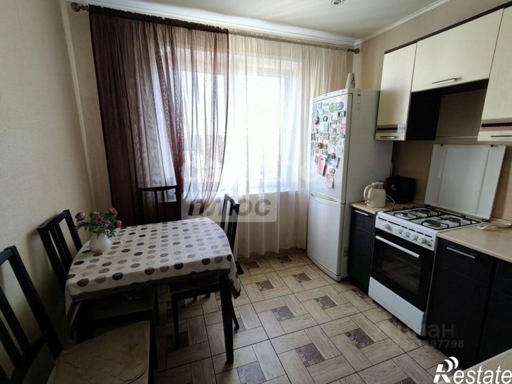 3-комн квартира Старый Оскол г., Юго-Западный