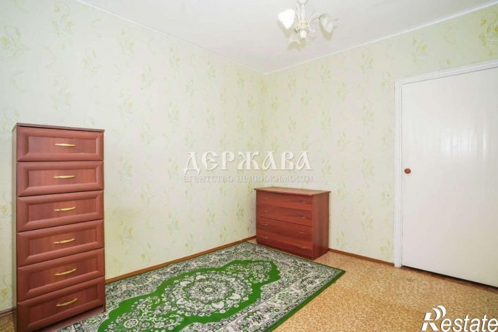 4-комн квартира Королева мкр,дом 9