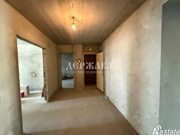 3-комн квартира Южный мкр,дом 10б