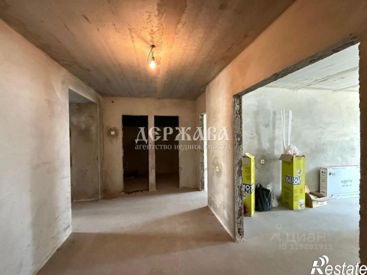 3-комн квартира Южный мкр,дом 10б