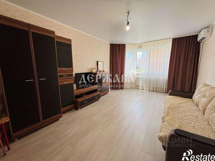 3-комн квартира Степной мкр,дом 31