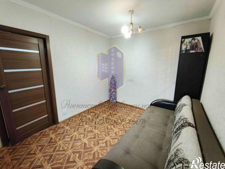 2-комн квартира улица Крутикова, 17,  д. 17