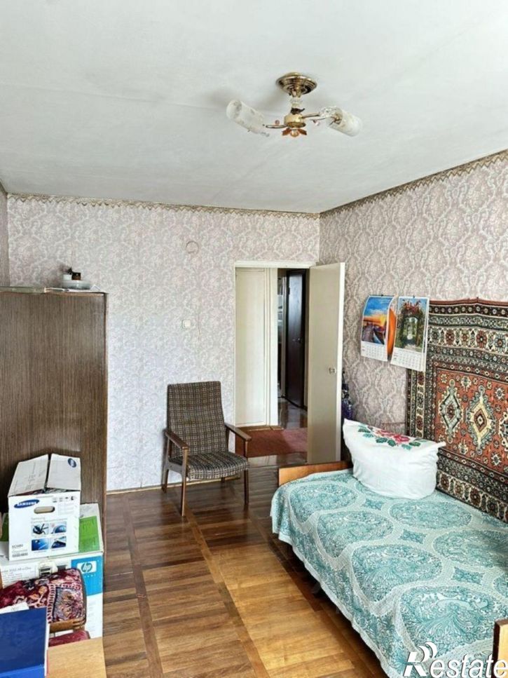 4-комн квартира улица Хмелёва, 4,  д. 4