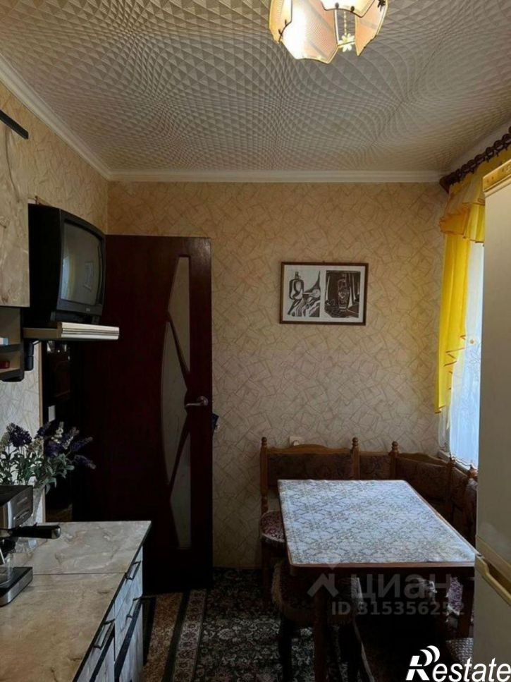 2-комн квартира Комсомольский проспект, 1,  д. 1