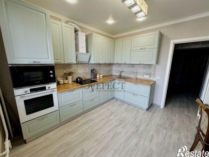 3-комн квартира Степной мкр,дом 14