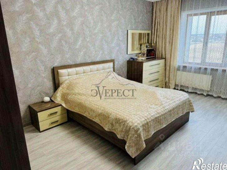 3-комн квартира Степной мкр,дом 14