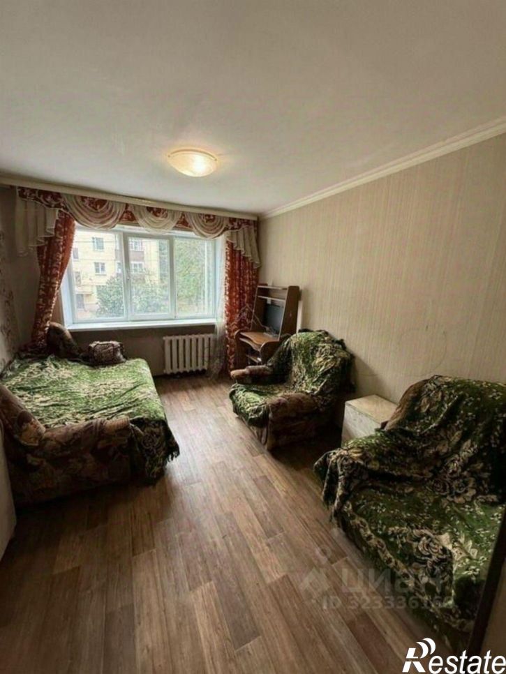 Комната Горняк мкр,дом 18