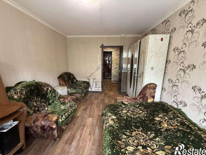 Комната Горняк мкр,дом 18