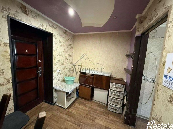 Комната Горняк мкр,дом 18