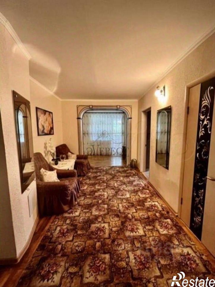 4-комн квартира Космос мкр,дом 2