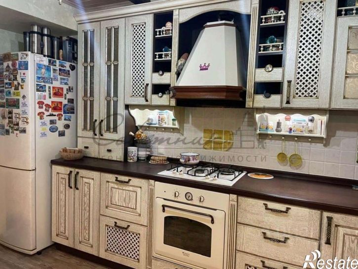 3-комн квартира Южный мкр,дом 6