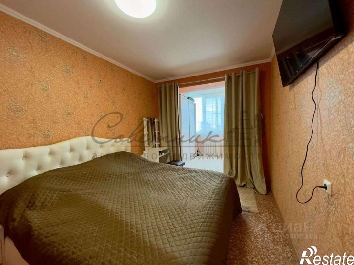 3-комн квартира Заречье мкр,дом 6