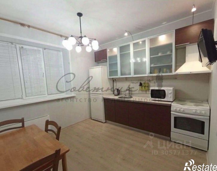 3-комн квартира Степной мкр,дом 6