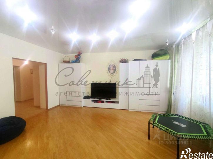 3-комн квартира Степной мкр,дом 15