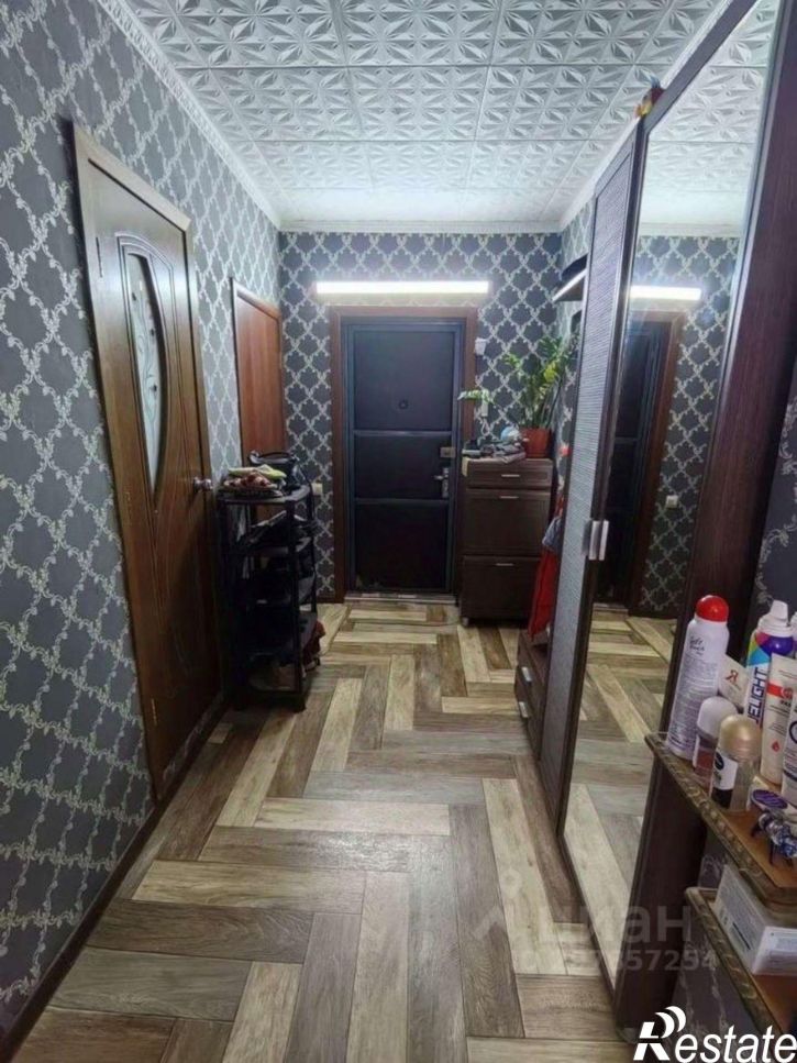 2-комн квартира улица Ватутина, 61,  д. 61