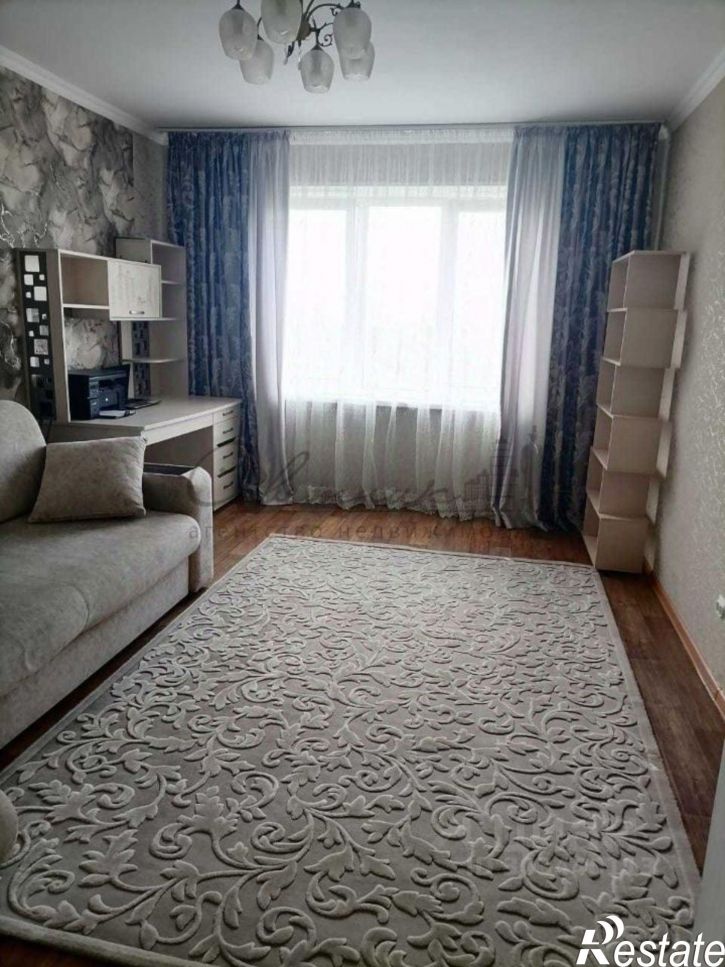 3-комн квартира Жукова мкр,дом 49