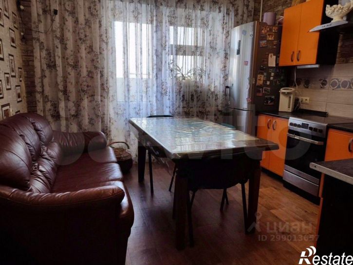 3-комн квартира Степной мкр,дом 5