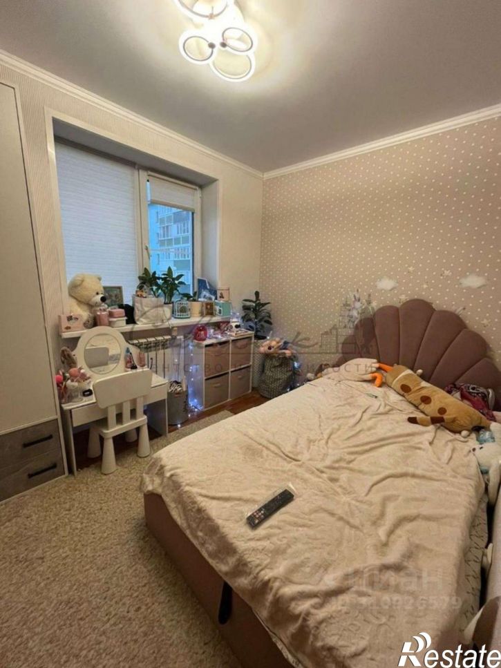 3-комн квартира Заречье мкр,дом 13