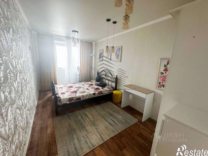 3-комн квартира Жукова мкр,дом 25