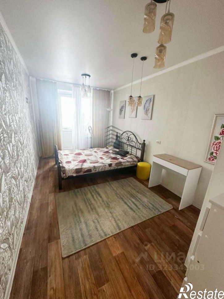 3-комн квартира Жукова мкр,дом 25