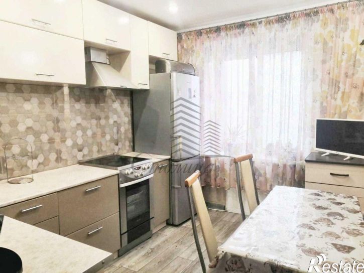 3-комн квартира Жукова мкр,дом 25