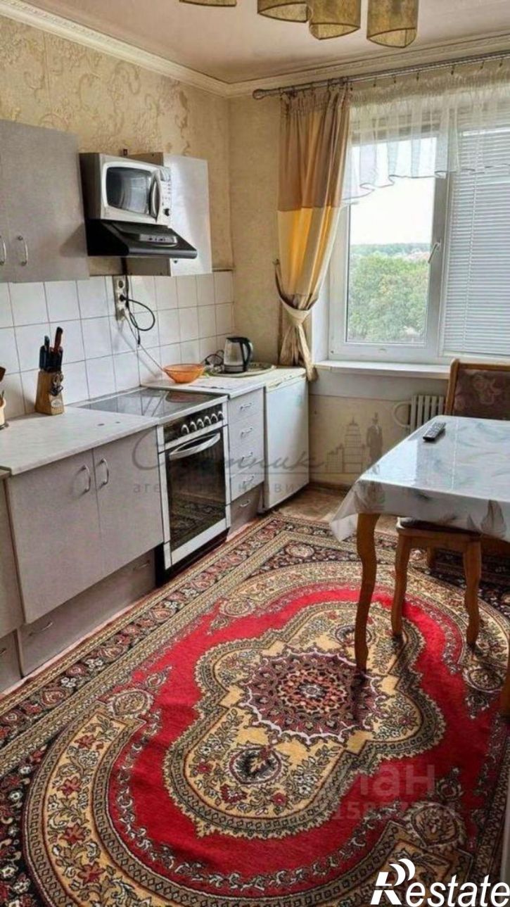 4-комн квартира Восточный мкр,дом 9