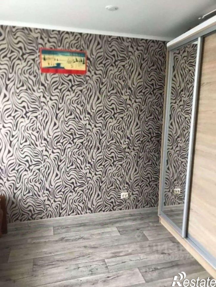 3-комн квартира Жукова мкр,дом 25