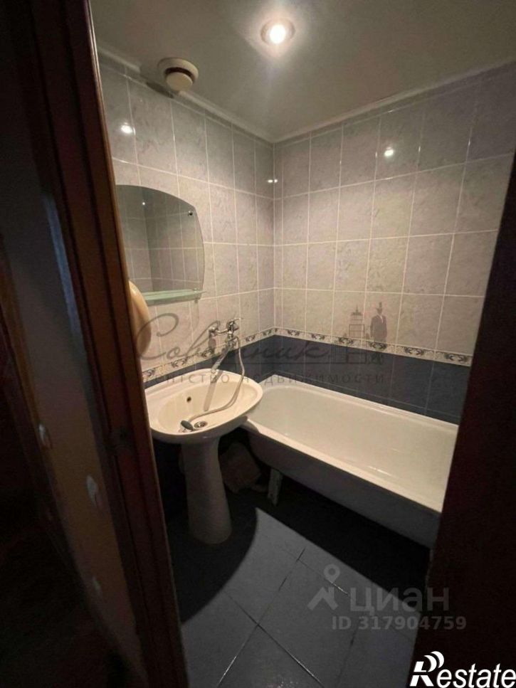 3-комн квартира Конева мкр,дом 13