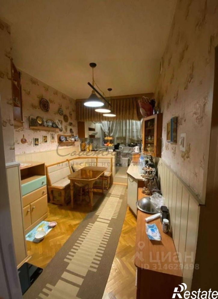 4-комн квартира Жукова мкр,дом 10