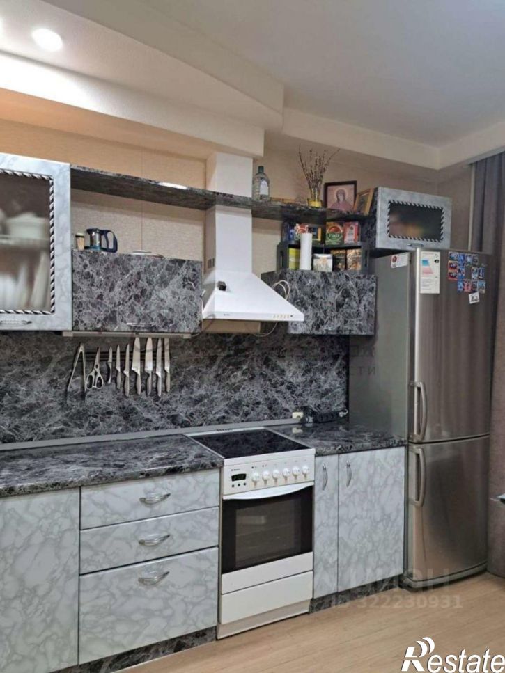 3-комн квартира Степной мкр,дом 4