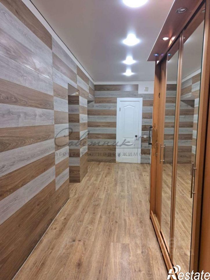 3-комн квартира Степной мкр,дом 4