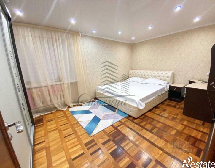 3-комн квартира Космос мкр,дом 2