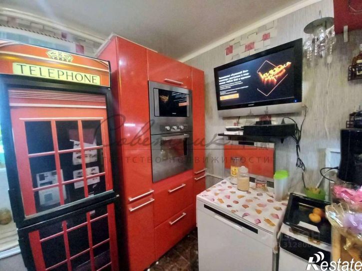 5-комн квартира Парковый мкр,дом 28