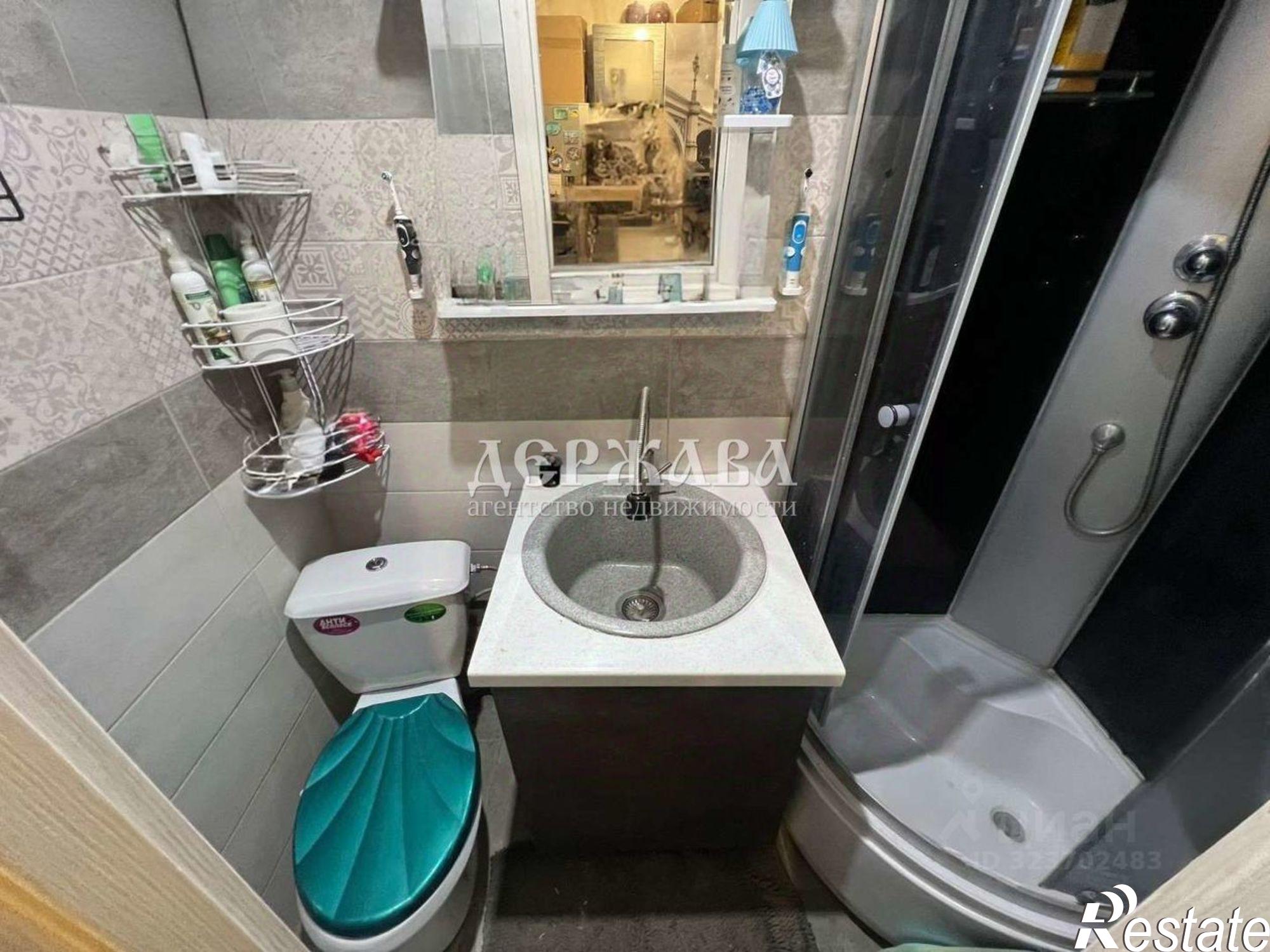 Купить комнату за 1 600 000 рублей на Горняк мкр,дом 18