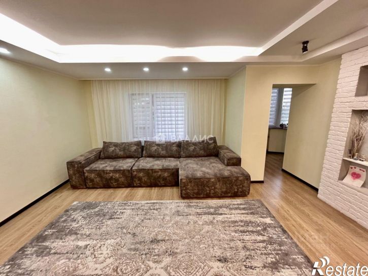 4-комн квартира Старый Оскол