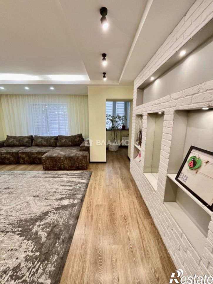 4-комн квартира Старый Оскол