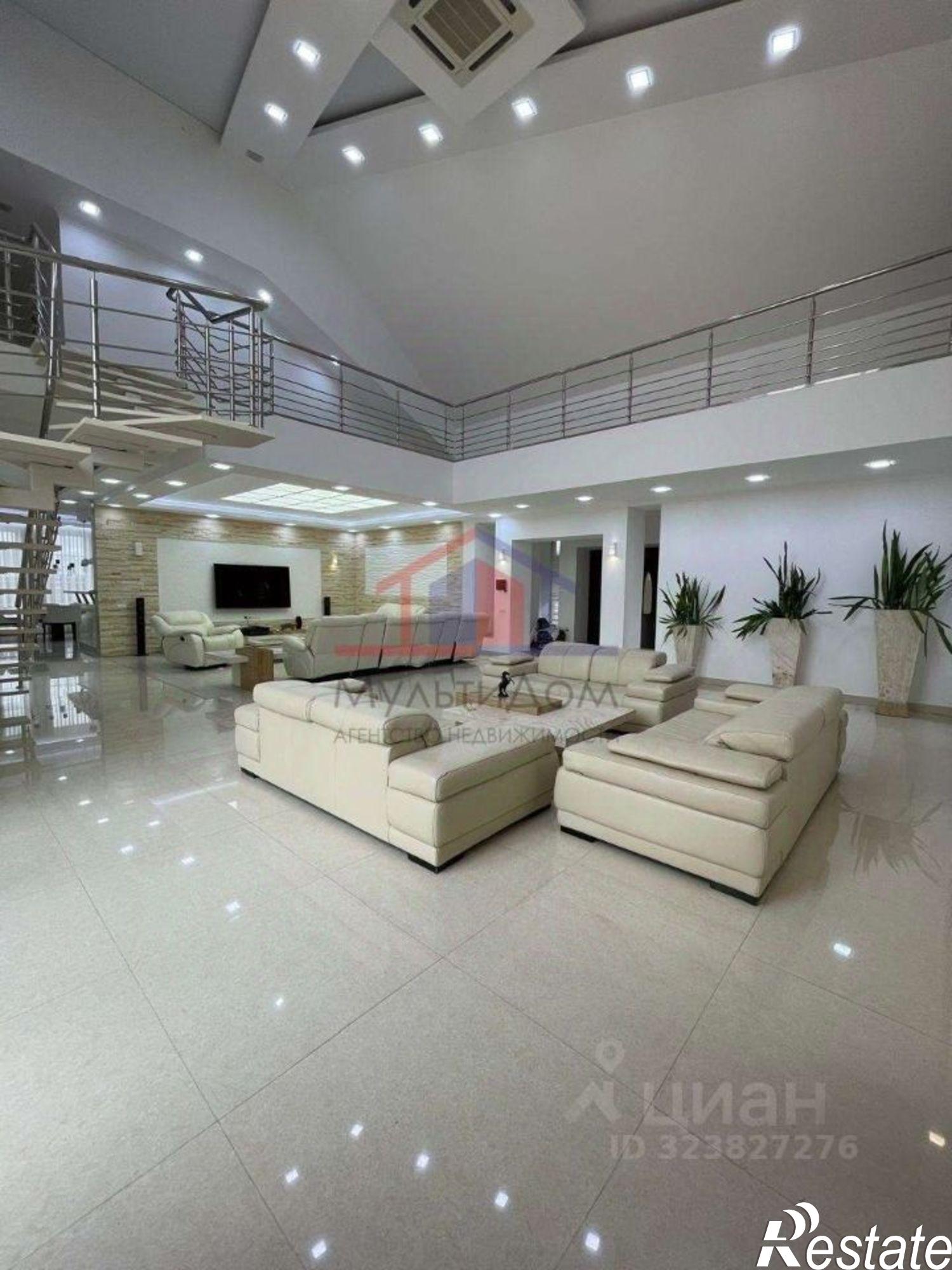 Сдать дачу, дом, коттедж за 150 000 рублей на Никольская улица, 28/21