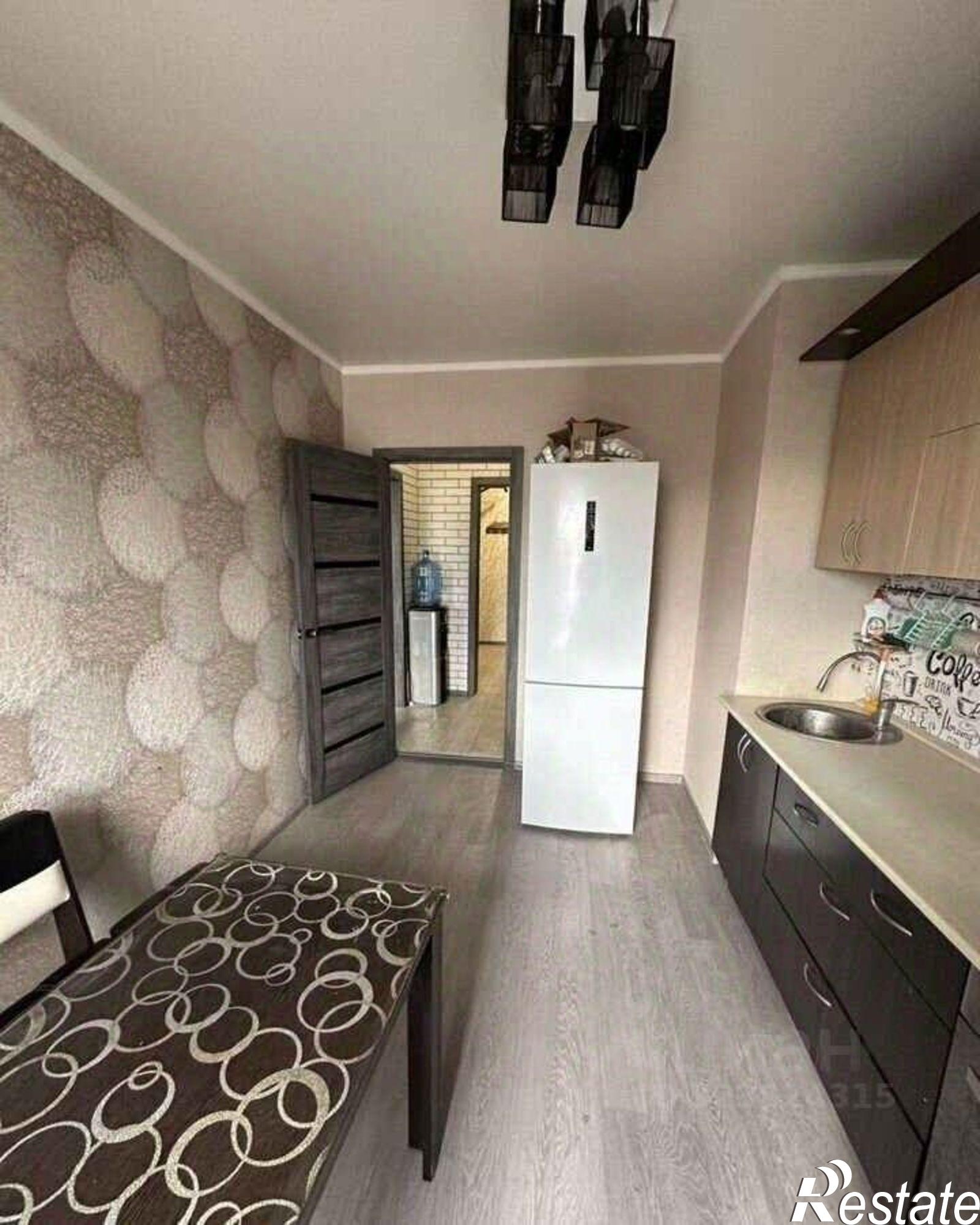 Купить квартиру за 5 750 000 рублей на Солнечный мкр, 15