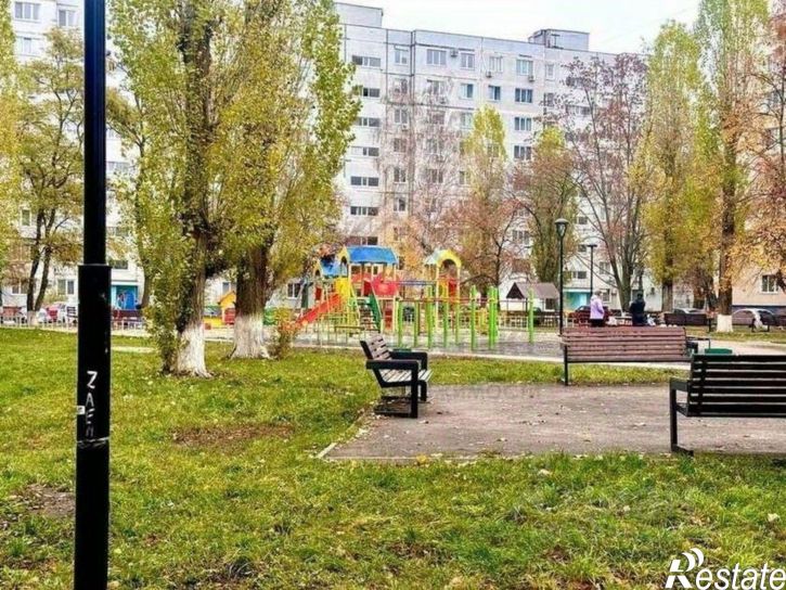 2-комн квартира мкр Жукова, 22,  д. 22