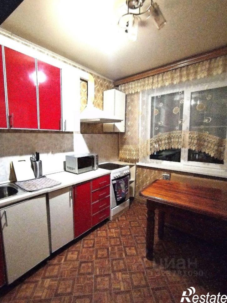 2-комн квартира мкр Королева, 4,  д. 4