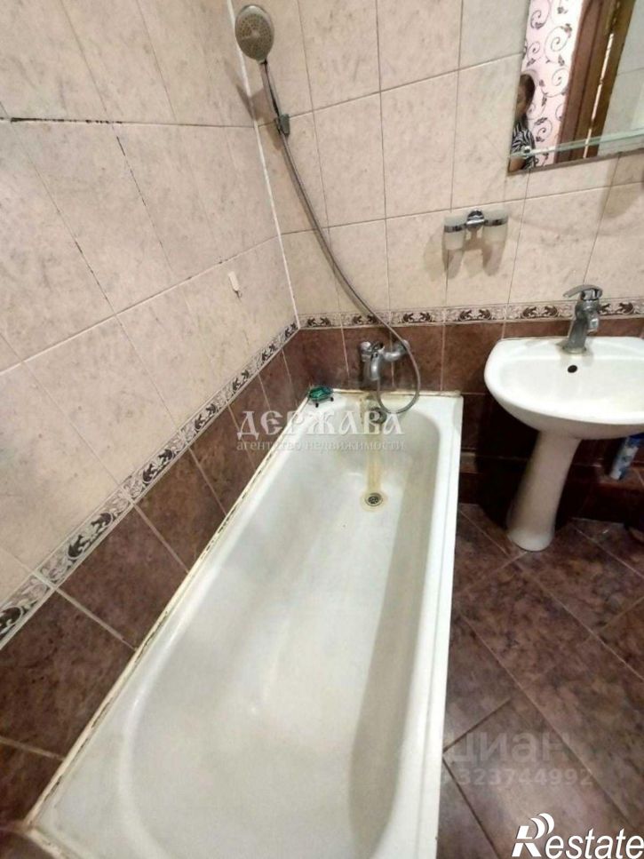 2-комн квартира Рудничный мкр, 4,  д. 4