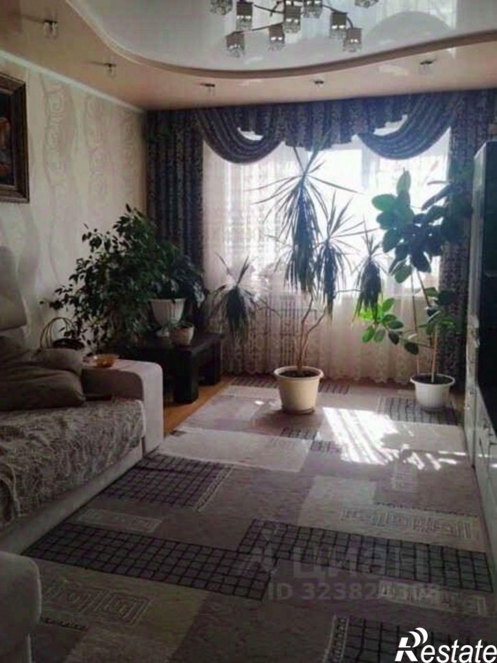 3-комн квартира мкр Конева, 8а,  д. 8а